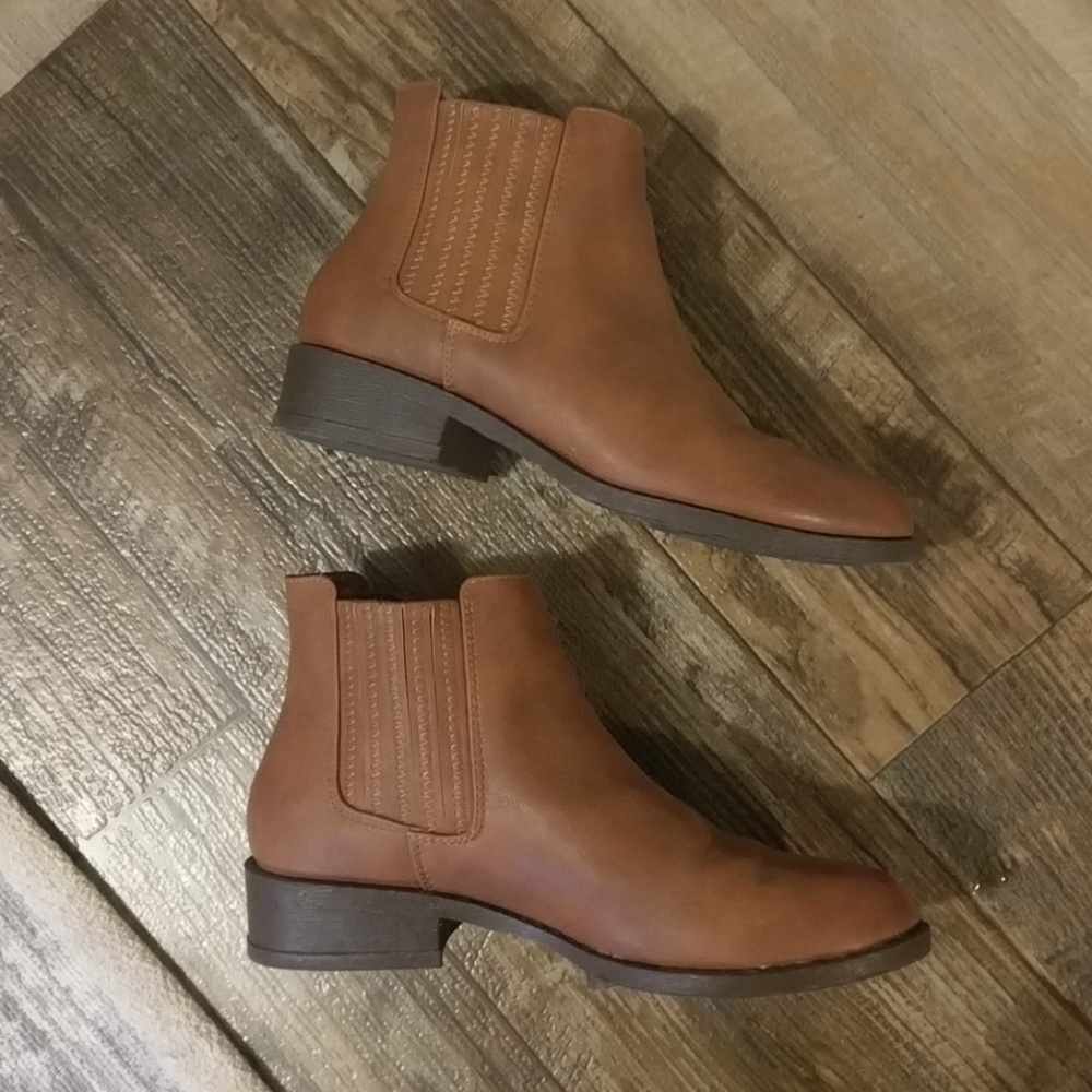 ankle booties beige